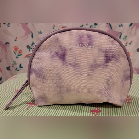 NWOT Kendall & Kylie Purple Cloud Tie Dye Travel Cosmetic Makeup Pouch Bag - Picture 1 of 9
